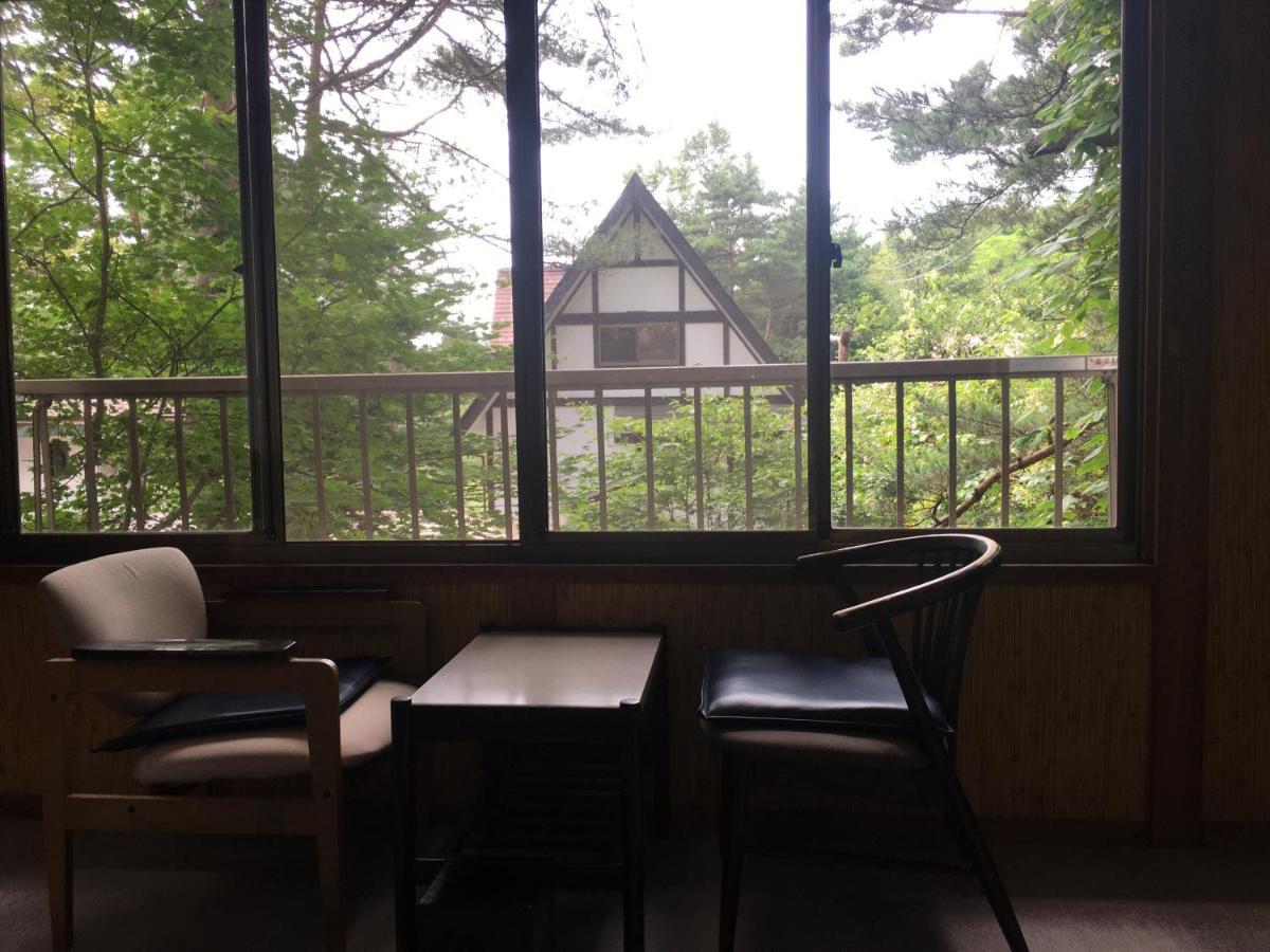 Ele Hotel Onsen Ryokufutei Kusatsu  Bagian luar foto