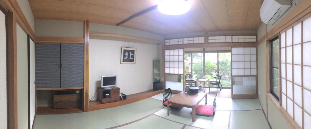 Ele Hotel Onsen Ryokufutei Kusatsu  Bagian luar foto