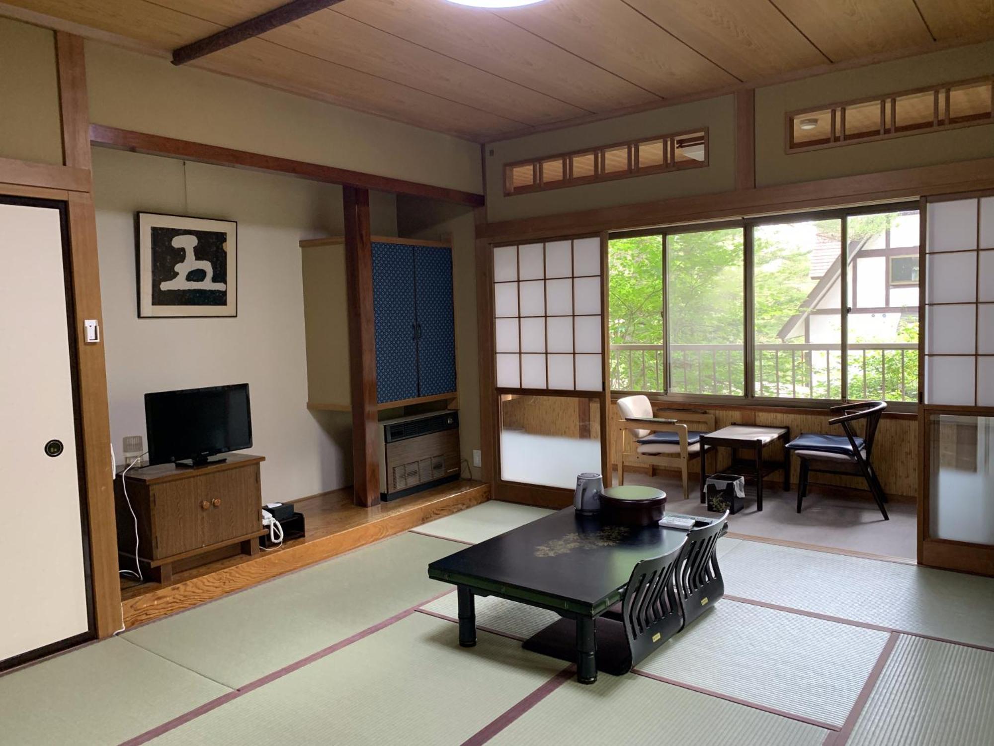 Ele Hotel Onsen Ryokufutei Kusatsu  Bagian luar foto