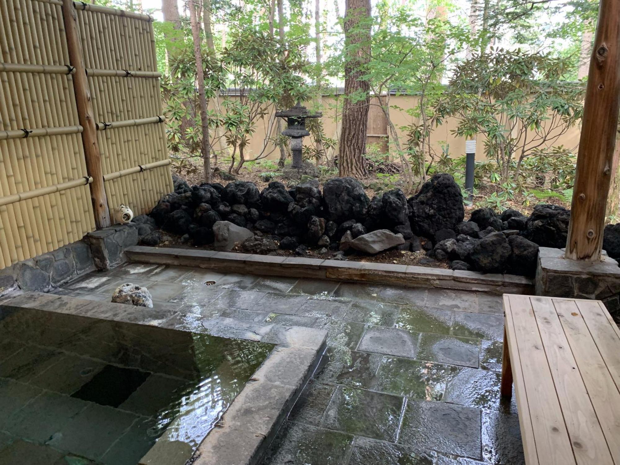 Ele Hotel Onsen Ryokufutei Kusatsu  Bagian luar foto