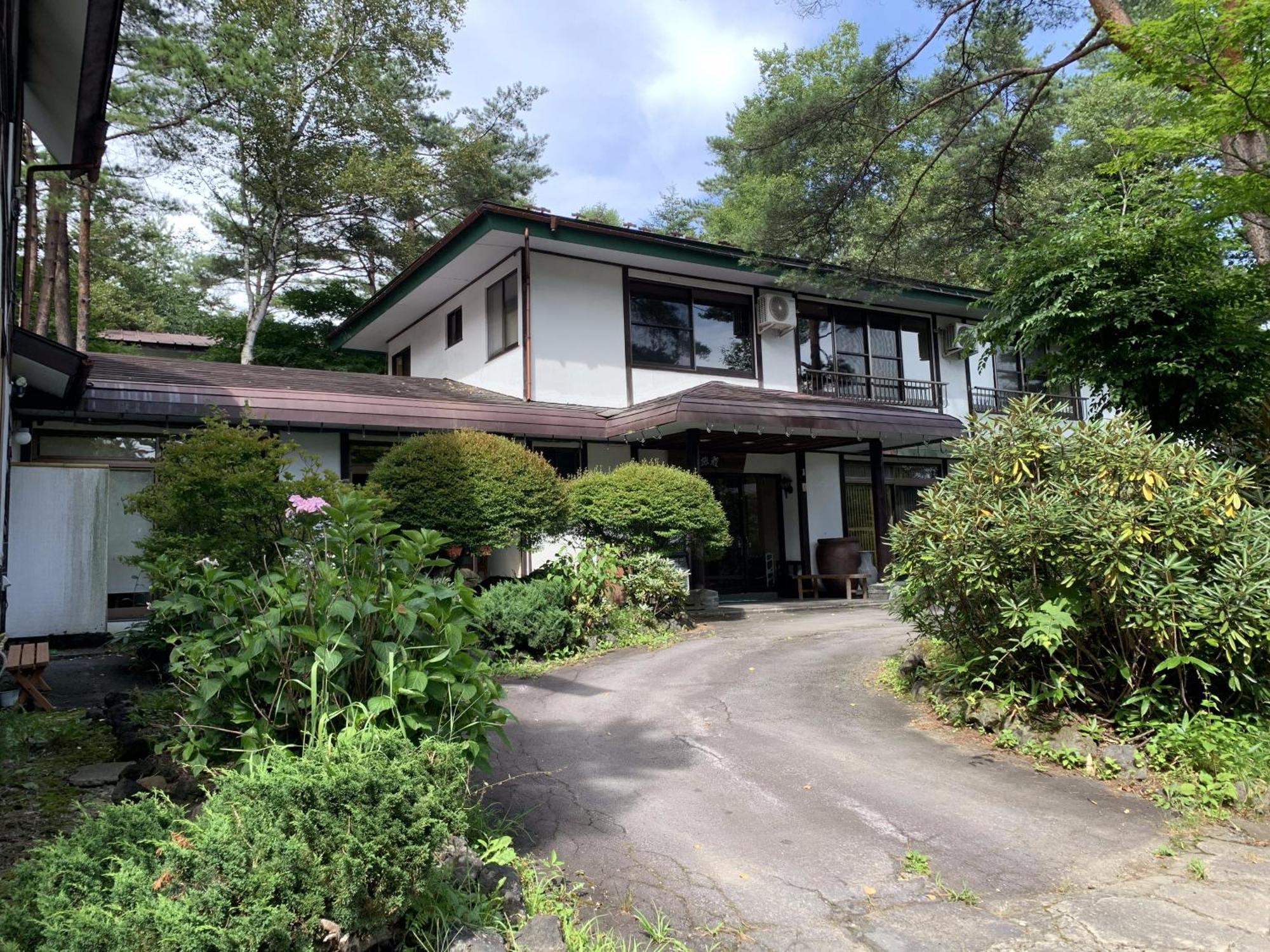 Ele Hotel Onsen Ryokufutei Kusatsu  Bagian luar foto